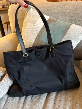 Tory Burch black nylon tote large in good condition